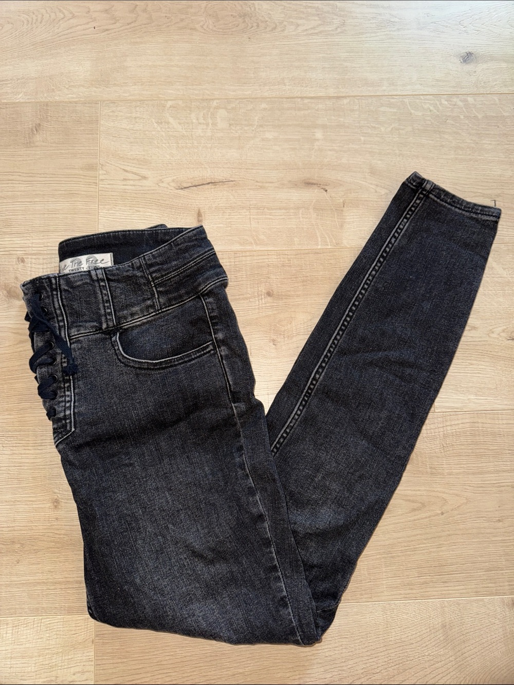 Free People Women’s Jeans | Size 28